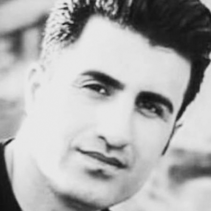 دانلود آهنگ محسن لرستانی یکم برام گریه کن Mohsen Lorestani Ye Kam Baram Gerye Kon Music fa.com دانلود آهنگ محسن لرستانی یکم برام گریه کن