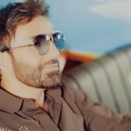 دانلود آهنگ همه چیز آنجاست علی لهراسبی Ali Lohrasbi Hamechiz Anjast Music fa.com دانلود آهنگ همه چیز آنجاست علی لهراسبی