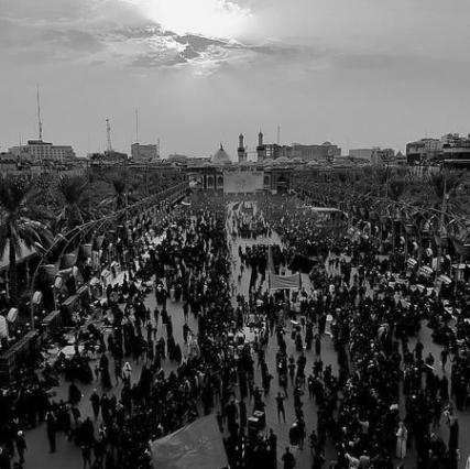 دانلود مداحی اما حالا که هر فقیری به پابوس کربلا میره Hala Ke Har Faghiri Be Paboose Karbala Mire Music fa.com دانلود مداحی اما حالا که هر فقیری به پابوس کربلا میره
