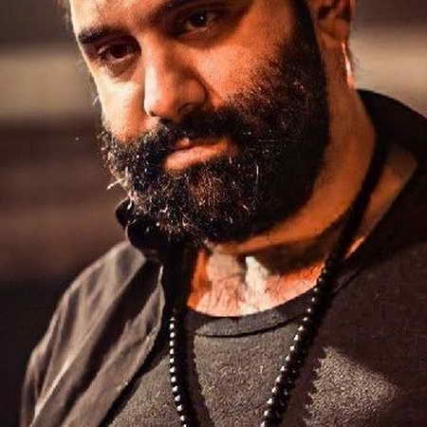 دانلود مداحی آمده ام عقده گشایی کنم یا رضا جواد مقدم Javad Moghadam Amadeam Oghde Goshaei Konam Music fa.com دانلود مداحی آمده ام عقده گشایی کنم یا رضا جواد مقدم