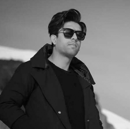 دانلود آهنگ ناصر پورکرم همسفر Naser Pourkaram Hamsafar Music fa.com 1 دانلود آهنگ ناصر پورکرم همسفر