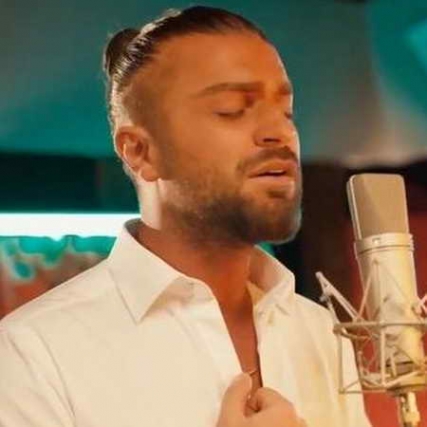 دانلود آهنگ هومان میگذره Houman Migzare Music fa.com دانلود آهنگ هومان میگذره