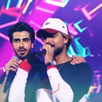 دانلود آهنگ ماکان بند شکلات Macan band9038598695387692348799447385 دانلود آهنگ ماکان بند شکلات