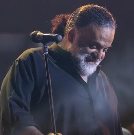 دانلود آهنگ ای کاروان ای کاروان من دزد شب رو نیستم علیرضا عصار Alireza Assar Ghodsiane Aseman Music fa.com دانلود آهنگ ای کاروان ای کاروان من دزد شب رو نیستم علیرضا عصار