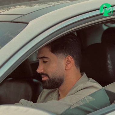 آهنگ جواد عباسی بنام مامان شه پسر دا دانلود آهنگ مامان شه پسری دا کوی کبوتر دا از همه بهتری دا (اصلی)