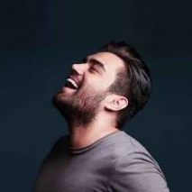 دانلود ریمیکس علی منتظری بنشین با ناز در کنج دلم خانه کن