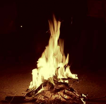 Farokh 4shanbe Soori Music fa.com دانلود آهنگ فرخ شب چهارشنبه سوری تق تق قاشق زنیه