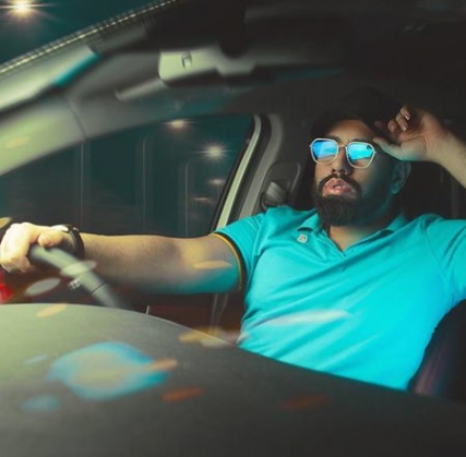 دانلود آهنگ محمد لطفی اتفاقا عزیزم خودم عاشقتم کامل