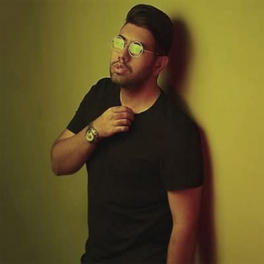 دانلود آهنگ محمد لطفی اتفاقا عزیزم خودم عاشقتم کامل