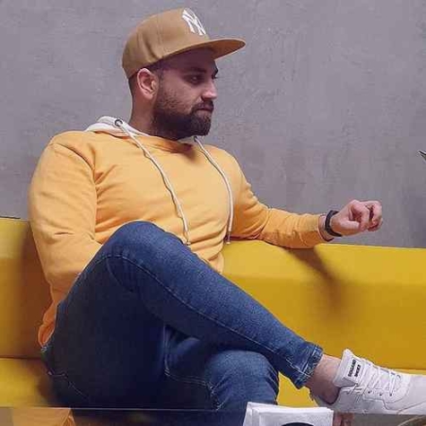 دانلود آهنگ احمد صفایی فوق العاده