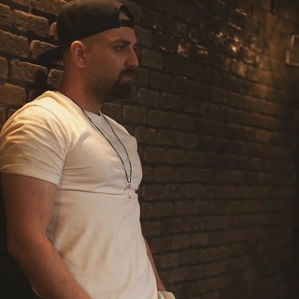 دانلود آهنگ احمد صفایی زول بزن