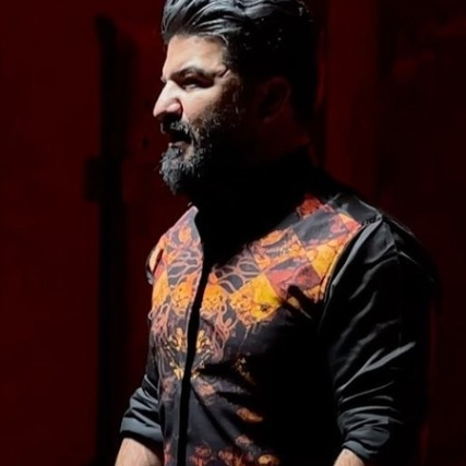 Majid Kharatha Avar Music fa.com دانلود آهنگ به زیر آواری و من دنبال تو میگردم مجید خراطها