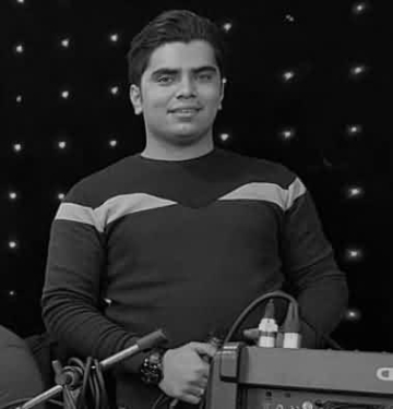 دانلود آهنگ مازندرانی دلبر ته حال غمگین مره بکوشته جواد نکایی دانلود آهنگ مازندرانی دلبر ته حال غمگین مره بکوشته جواد نکایی