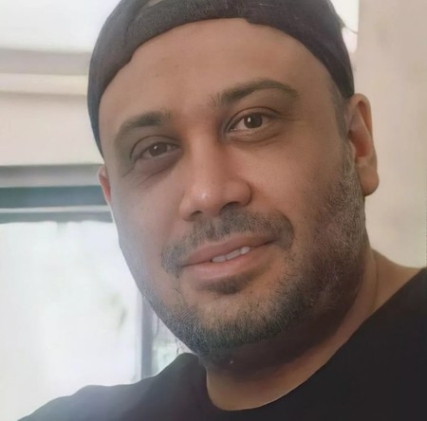 Mohsen Chavoshi Bigharare Toam Music fa.com دانلود آهنگ بی قرار توام و در دل تنگم گله هاست محسن چاوشی