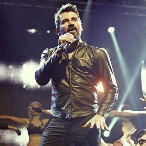 دانلود ریمیکس آهنگ ترکی قلبم را هزاران بار شکستی