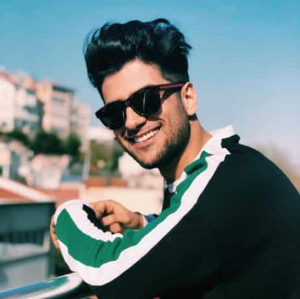 دانلود آهنگ یالان سویلمه گوزلریمه باک